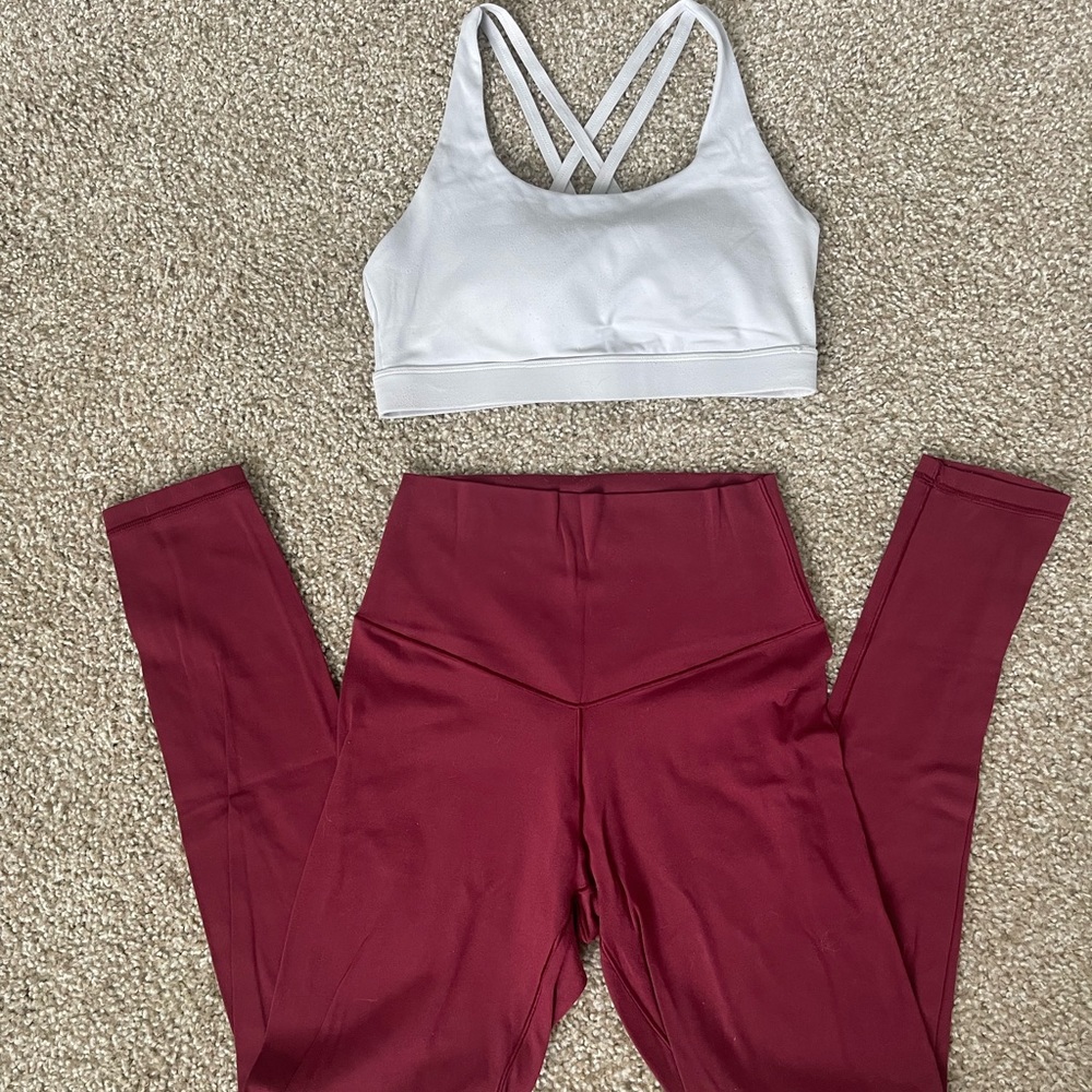 SOLD Workout set - Picture 1 of 7